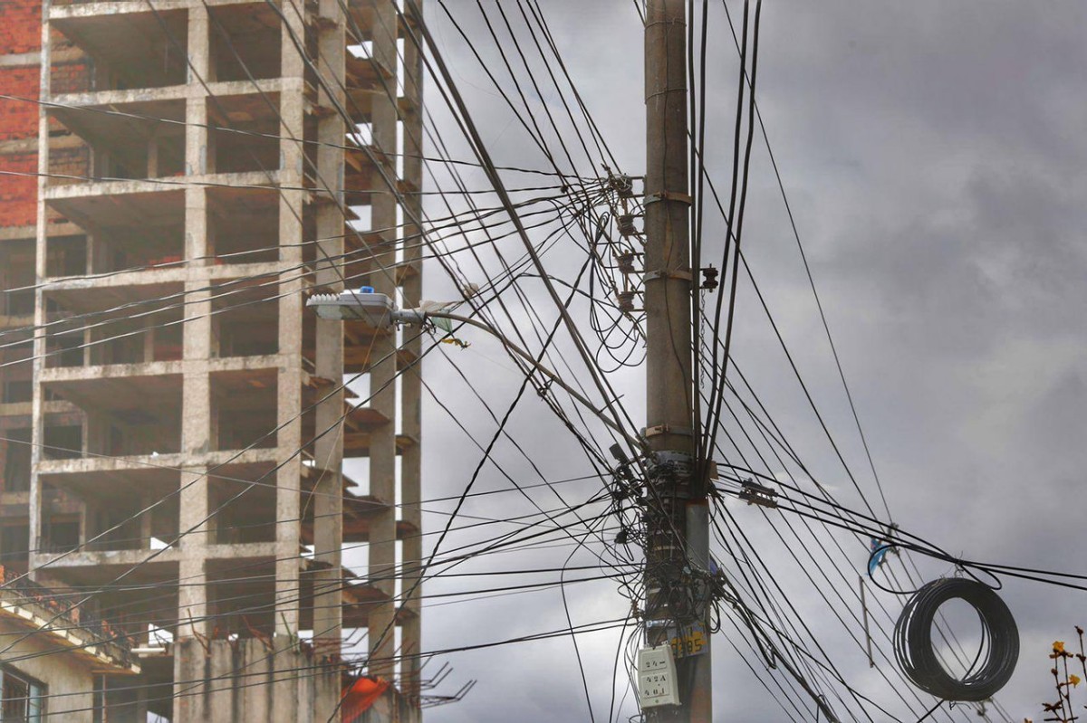 Aumento no custo de energia elétrica no Brasil chega a 13,4% devido a perdas; saiba mais