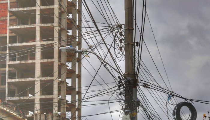 Aumento no custo de energia elétrica no Brasil chega a 13,4% devido a perdas; saiba mais